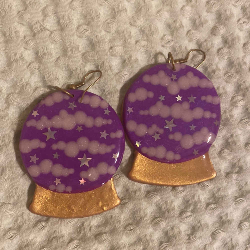 Blush Daisy Earrings